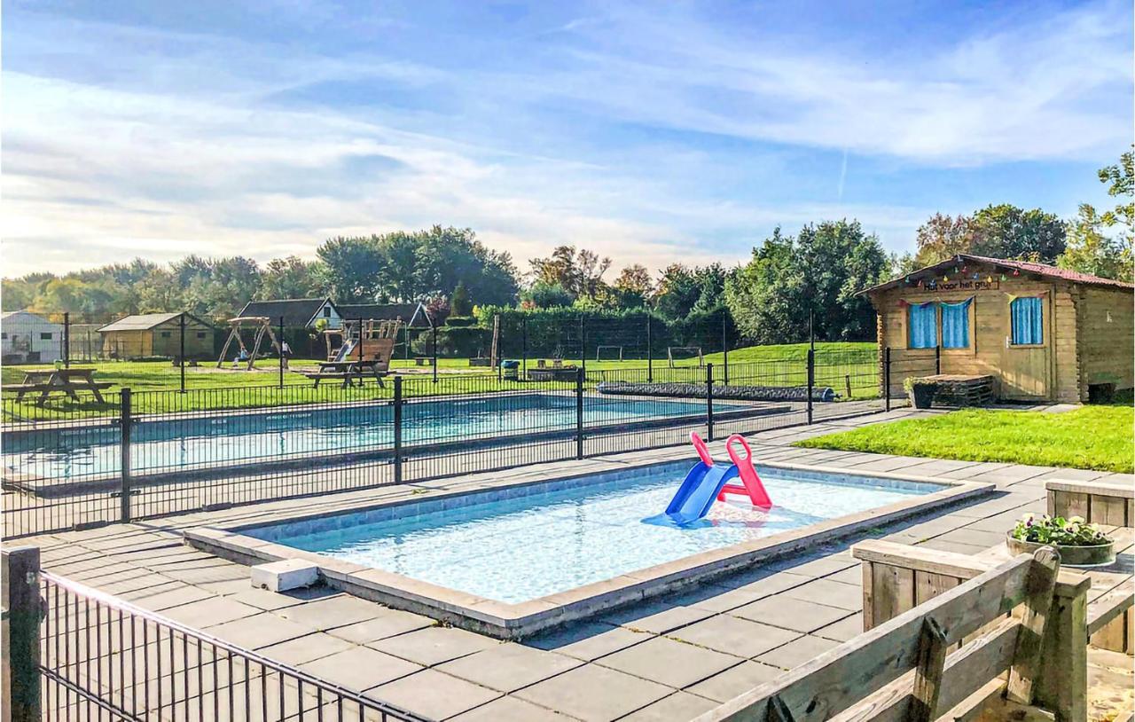 3 Bedroom Stunning Stacaravan In Tzummarum Kültér fotó